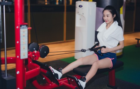 《丰满的继牳2理伦片》